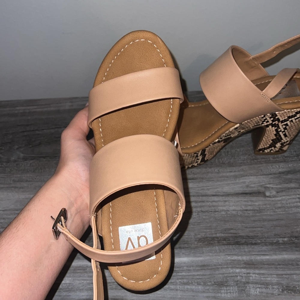 Snake print heels - Picture 3 of 3